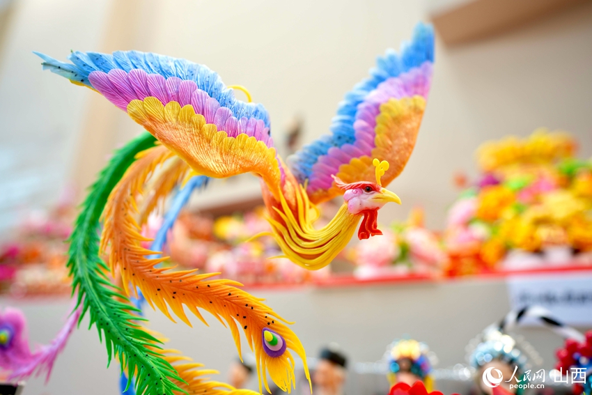 寧夏回族自治區の麺塑作品（撮影?盧鵬宇）。