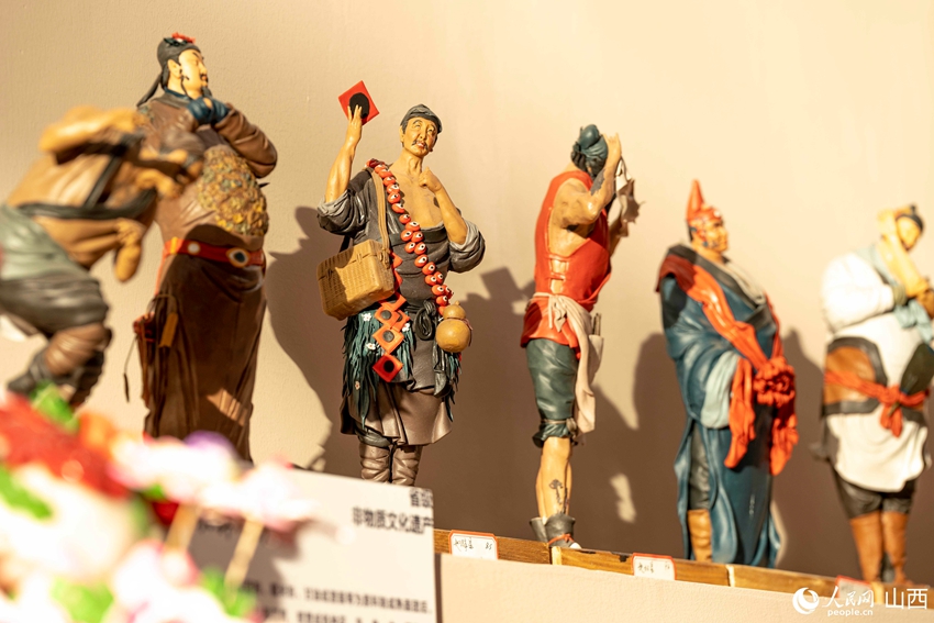 山西省の麺塑作品（撮影?盧鵬宇）。